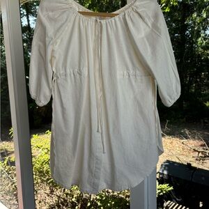 metrowear brand top. Size XL